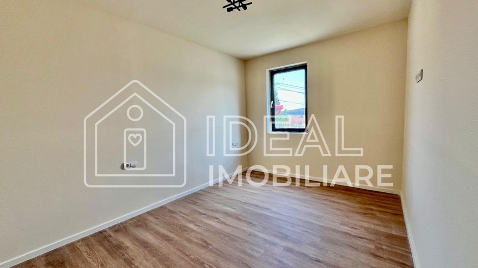 Casa cu 3 camere | 85mpu | Tocile - Poză 19