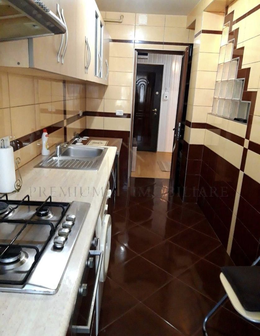 Apartament 3 Camere - Decomandat - Targu Ocna - Poză 4