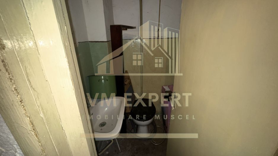 APARTAMENT 3 CAMERE ETAJ 4 VISOI CAMPULUNG - Poză 8