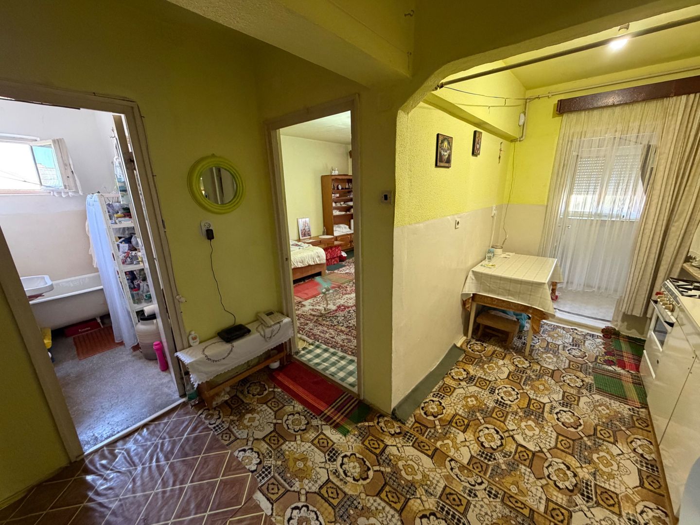 Apartament 1 camera, decomandat - Cugir - Poză 2