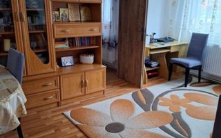 Vand sau schimb apartament - Poză 1