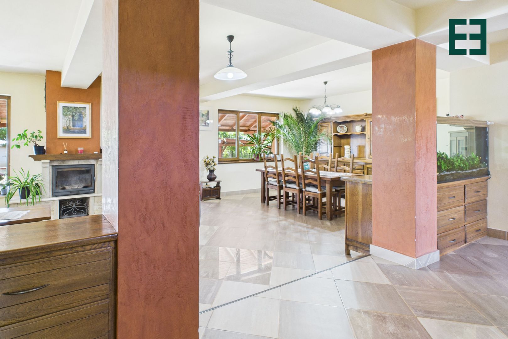 Vilă cu 6 camere - Zona Subcetate - Arad - Poză 7