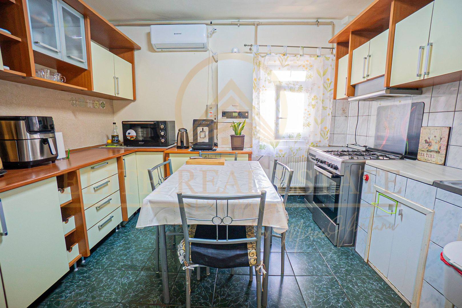 Apartament spațios cu 4 camere | 2 băi | 2 balcoane | Inel 2 - Poză 9