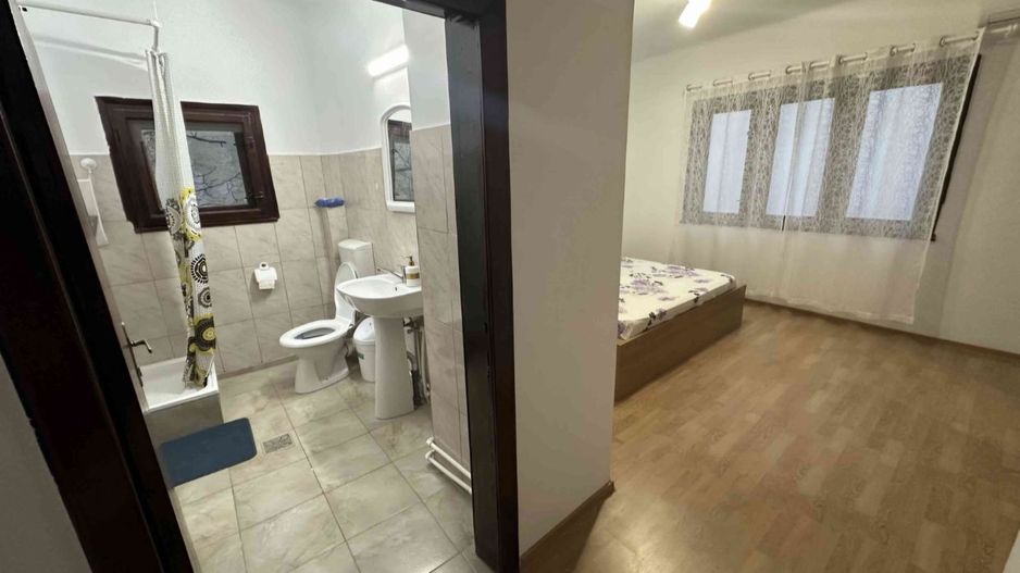 Apartament 3 camere, în vilă Ultracentral, etaj 1, Piano Nobile, curte. - Poză 4