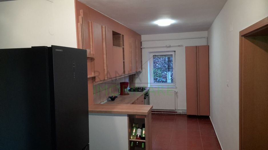 Apartament 2 camere de închiriat, Răcădău - Poză 2