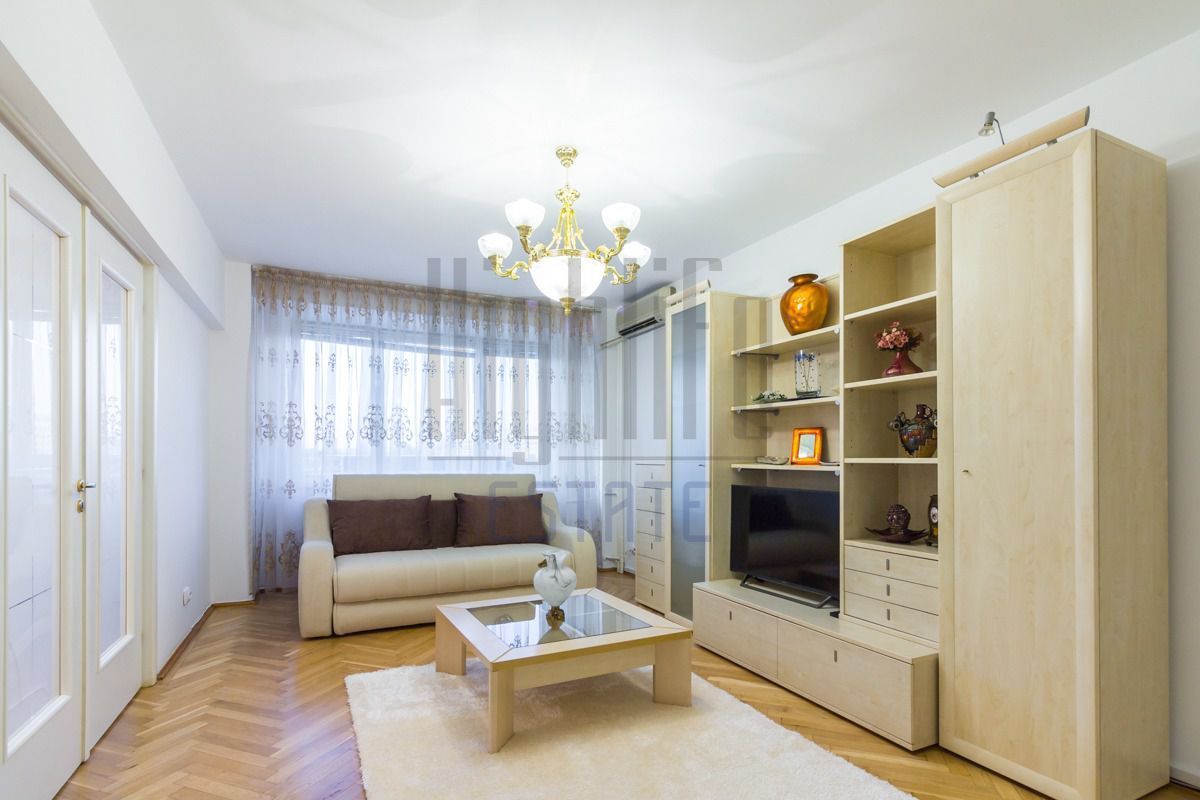 4 Camere de inchiriat, zona Libertății-vedere CASA POPORULUI - Poză 1