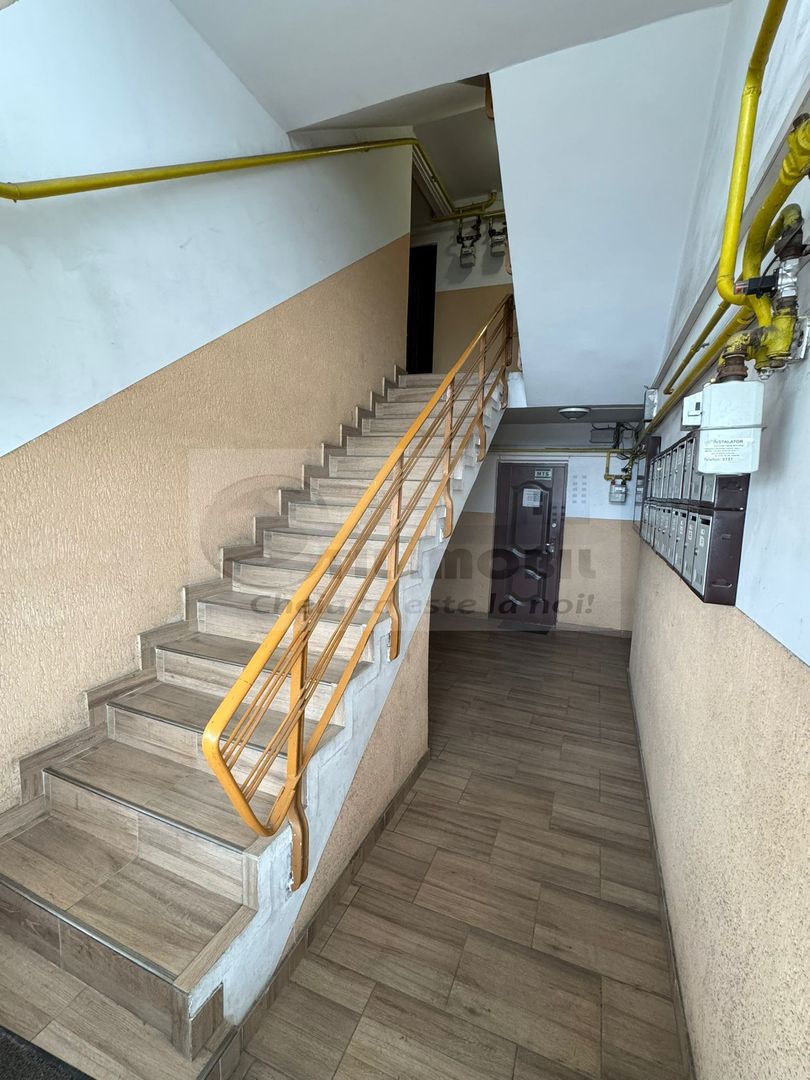 Ap 3 camere | 60mp | et. intermediar | Zona Podu Roș - 123.000E - Poză 9