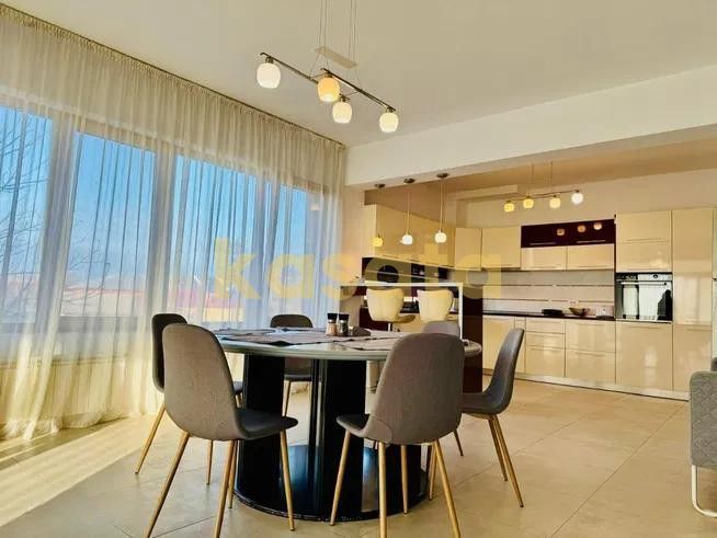 Apartament Otopeni Central 4 camere  deosebit - Poză 6