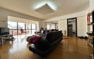 Apartament Elegant de Vânzare – 5 Camere/ 3 Băi, *Arcul de Triumf* - Poză 14