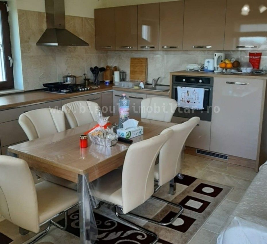 Vânzare Vilă S+P+1+Pod Înalt – Intrare Cumpăna, Zona Movila - Poză 2