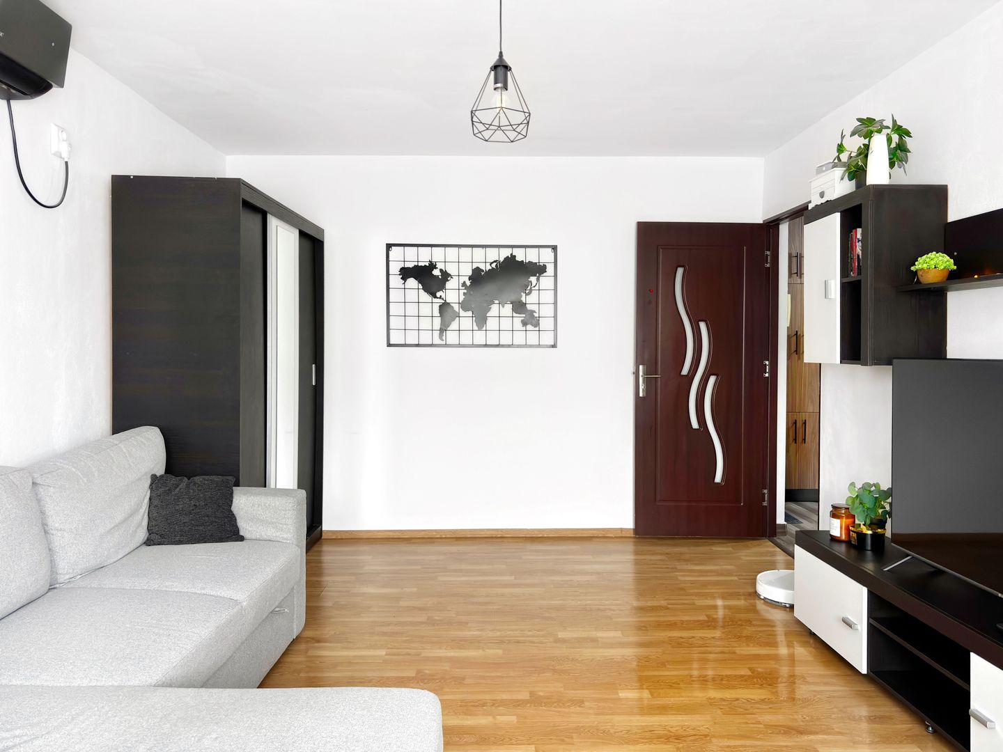 De vanzare | Decomandat 2 camere | Et 3 | Finisaje moderne | Soarelui - Poză 14