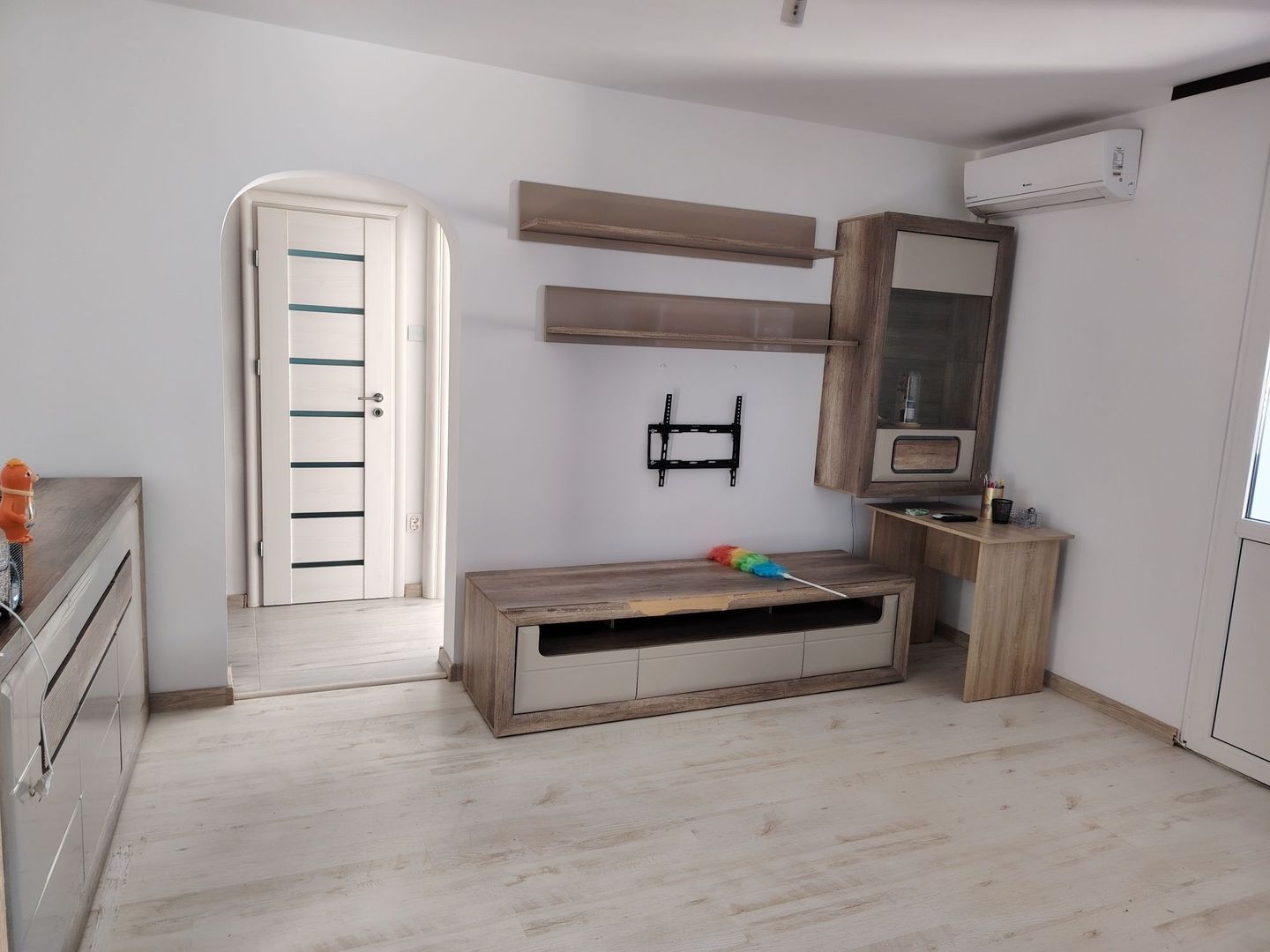 Apartament 3 camere I Renovat I 2 băi I Titan I Scoala Mexic - Poză 2
