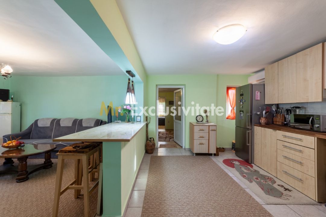 Casa vintage in Com. Uliești, Dambovița  cu  livadă generoasă și anexă - Poză 8