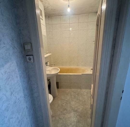 Sagului | 3 Camere | Decomandat | Etaj Intermediar. - Poză 11