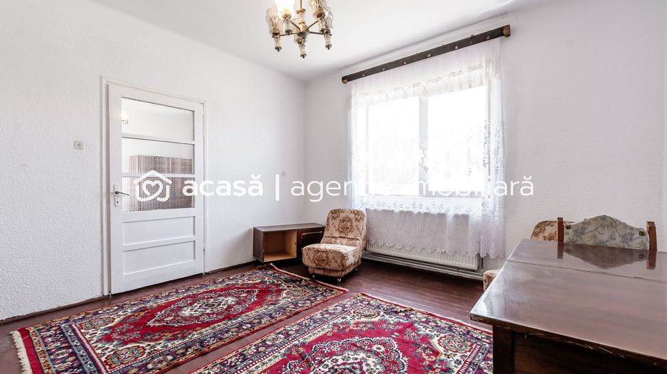 Casă cu 2 corpuri de clădire în Pecica, Arad. - Poză 6