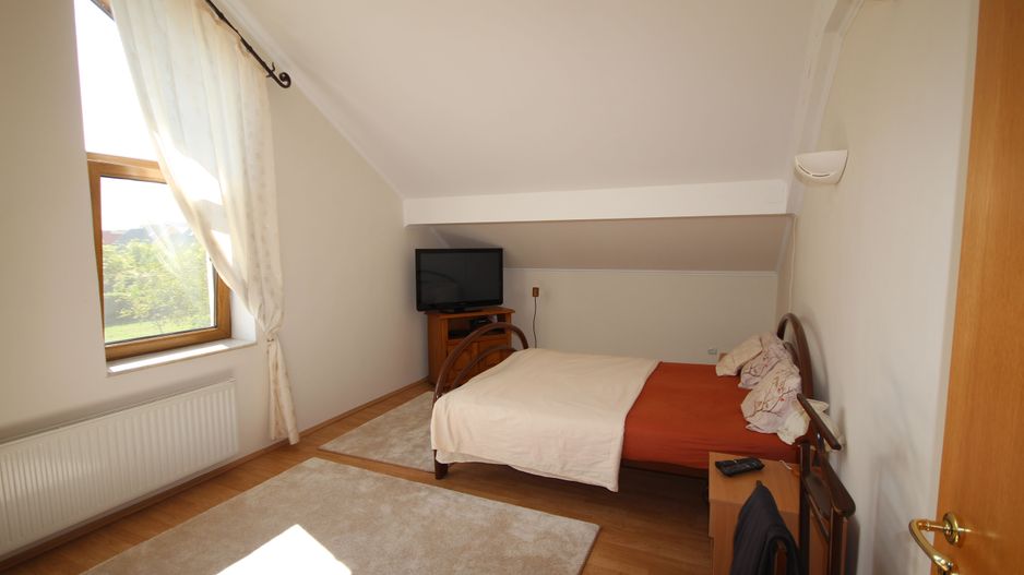 Clasica si primitoare - Poză 5