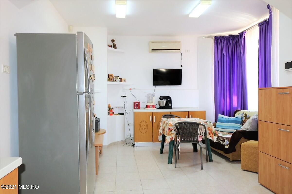 Mamaia Nord - Langa Mare, pensiune la cheie, 11 camere, 9 bai! - Poză 47