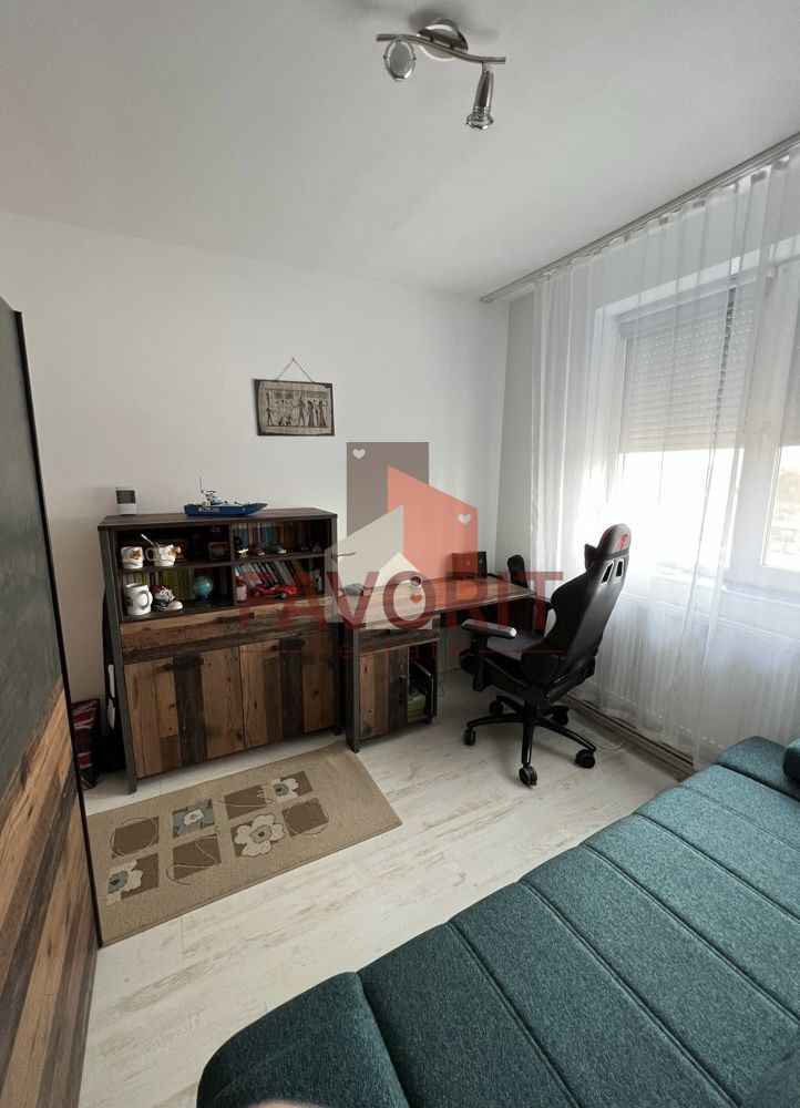 Centrala proprie. Complet renovat. Mobilat si utilat. - Poză 9