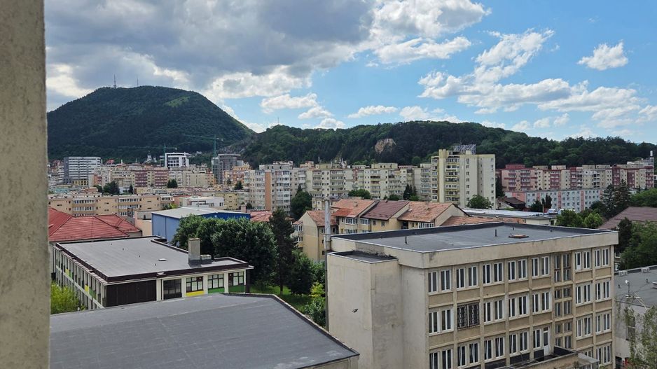 Garsoniera zona Astra,bloc izolat - Poză 1