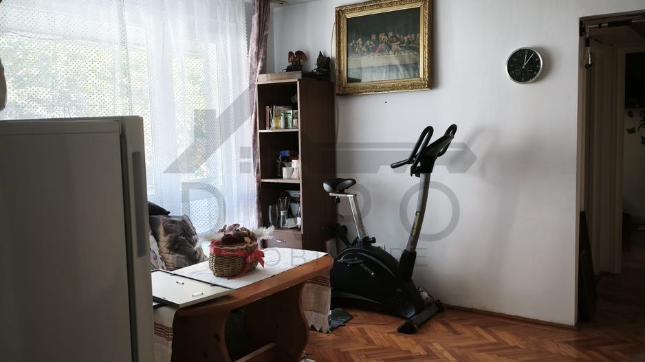 vand ap 3 camere zona Tudor - Poză 1
