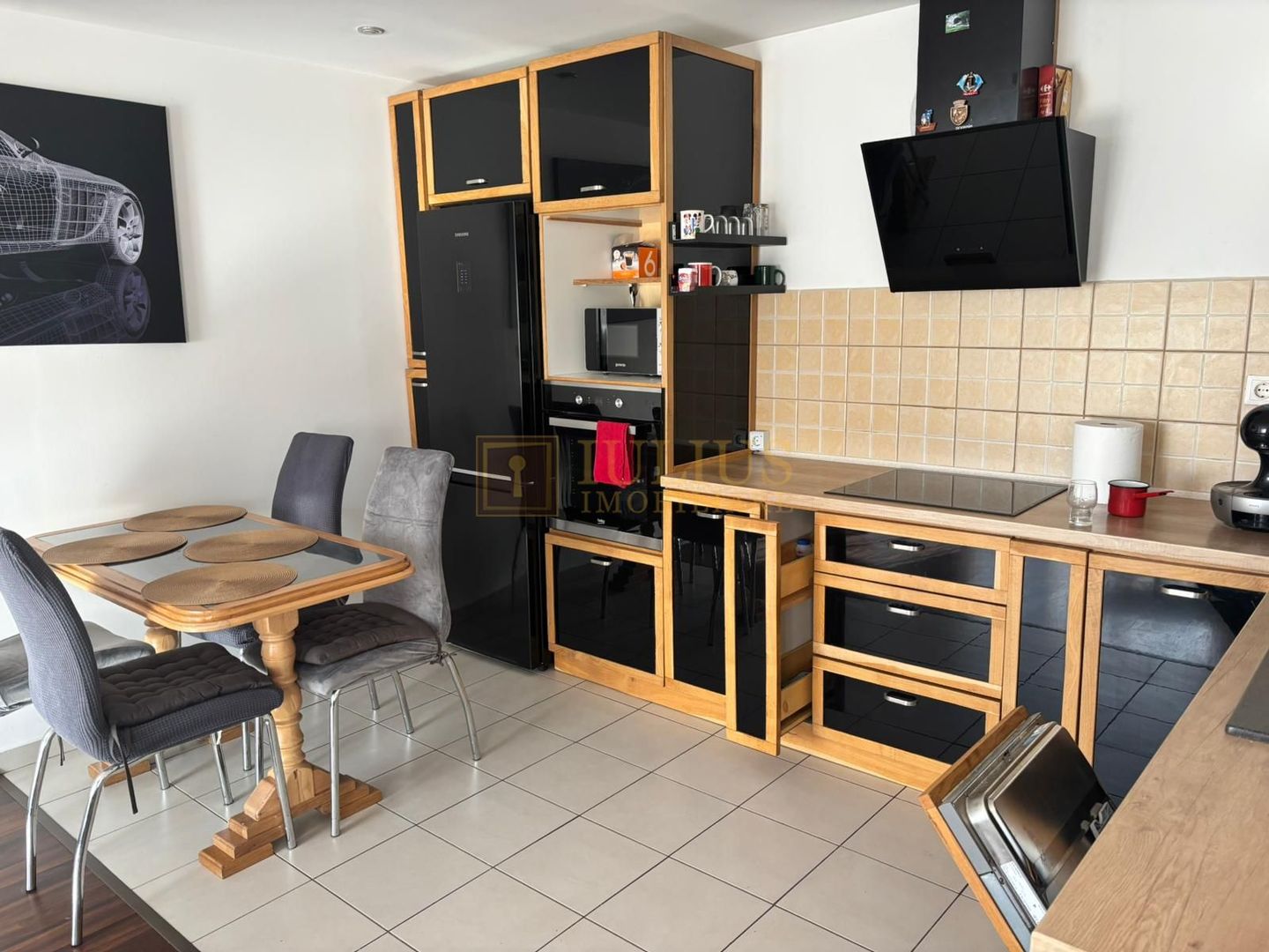 Uranus Plaz- Soarelui, centrala proprie, loc parcare privat. - Poză 7