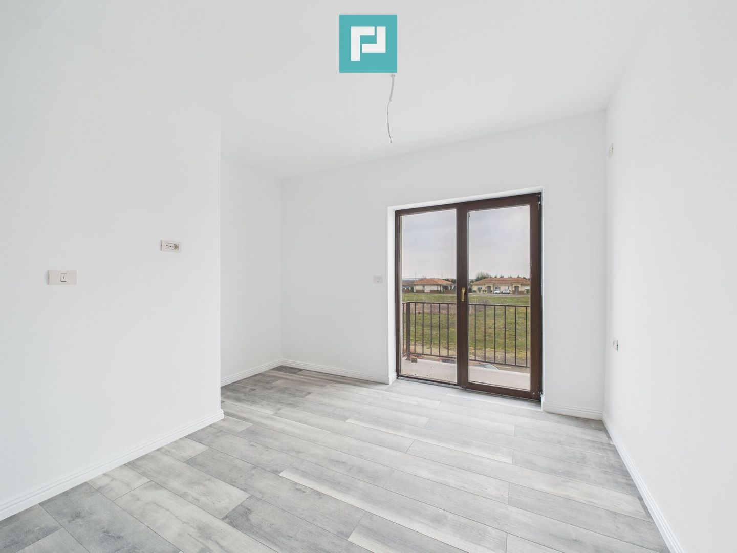 Duplex 105 mp, teren 255 mp, Mosnița Nouă - Poză 12