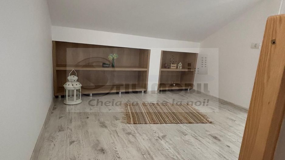 Apartament 4 camere, LUX, Capat CUG- 650 EURO - Poză 15