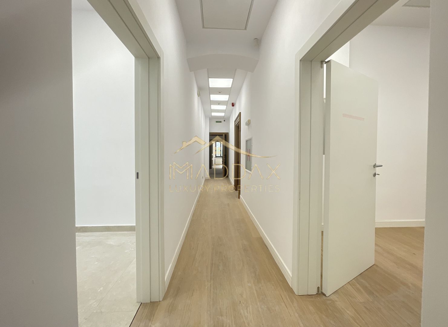 Masterpiece Heritage Villa***18 rooms//DOWNTOWN BUCHAREST - Poză 29