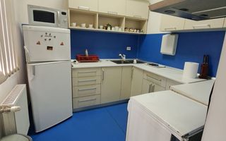 Proprietate 450 mp pe Calea Clujului cu teren de 787mp in Oradea - Poză 17