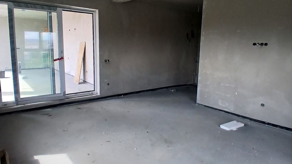 Penthouse pe malul lacului, cu terasă panoramică 90 mp - Poză 9