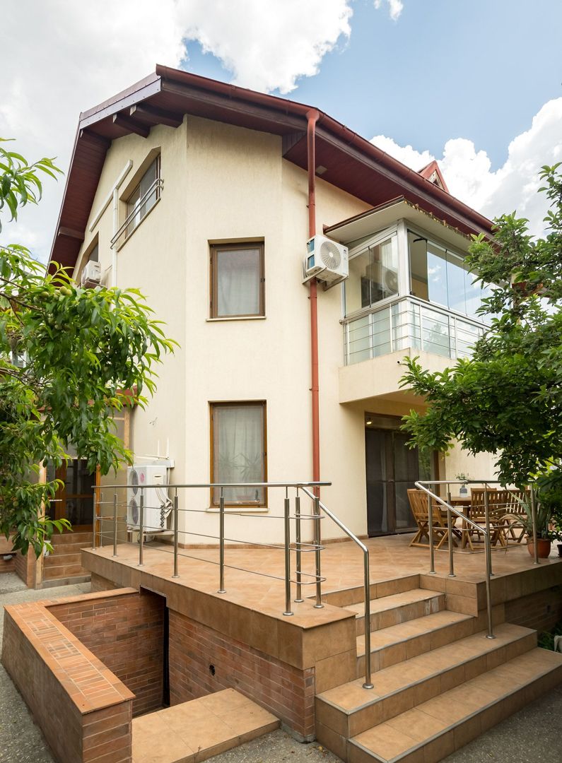 COMISION 0% - Baneasa/ Dobrogeanu Gherea-Garlei casa P+1+M 6 camere curte 550mp - Poză 9