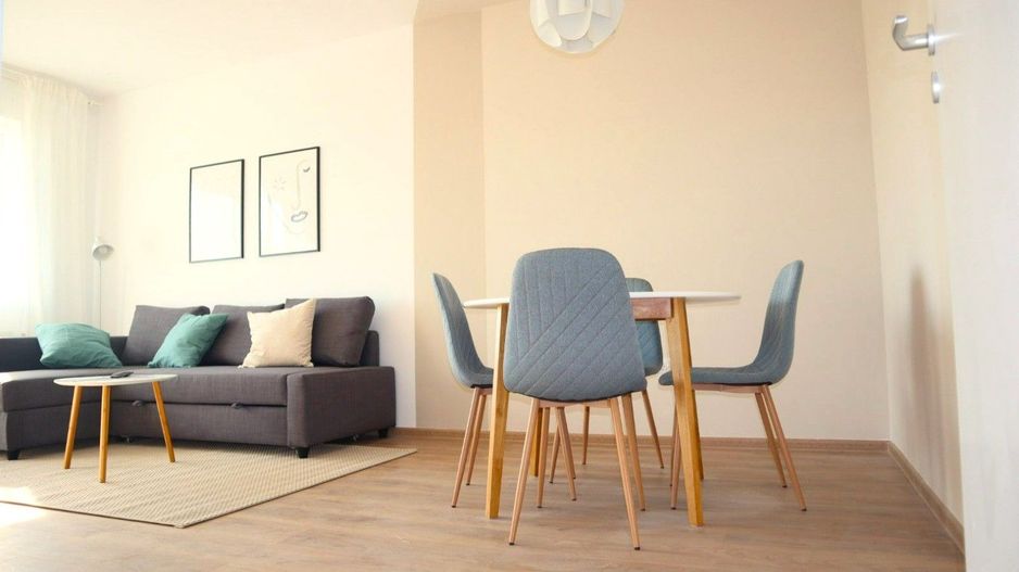 Exclusivitate - Apartament în bloc nou, mobilat si utilat,  gradină, loc parcare - Poză 8