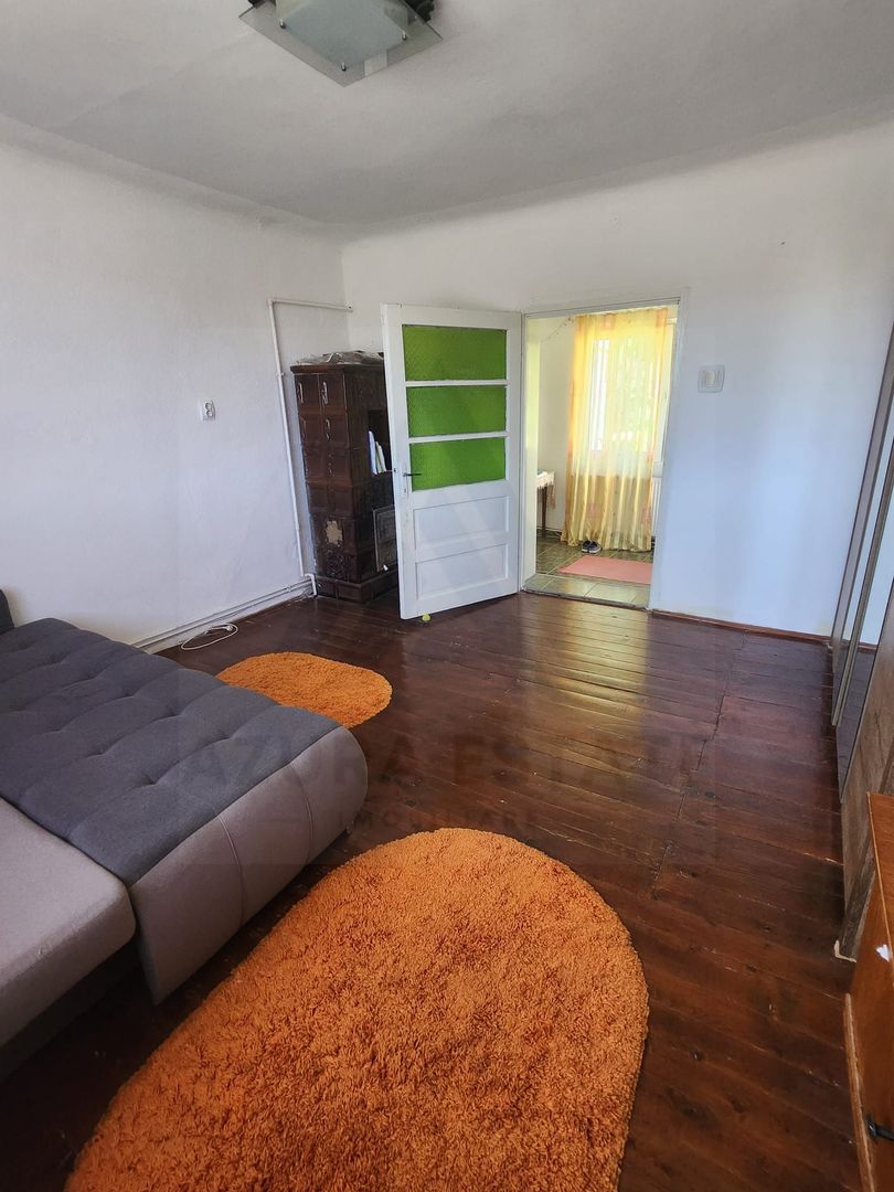 Casa individuala 3 camere renovata recent teren 803 mp in Agnita - Poză 5