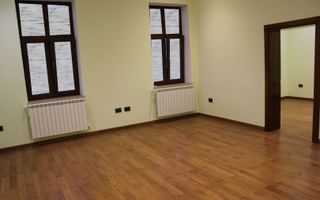 Ultracentral, Imobil tip vilă, ideal birouri sau locuință. - Poză 3