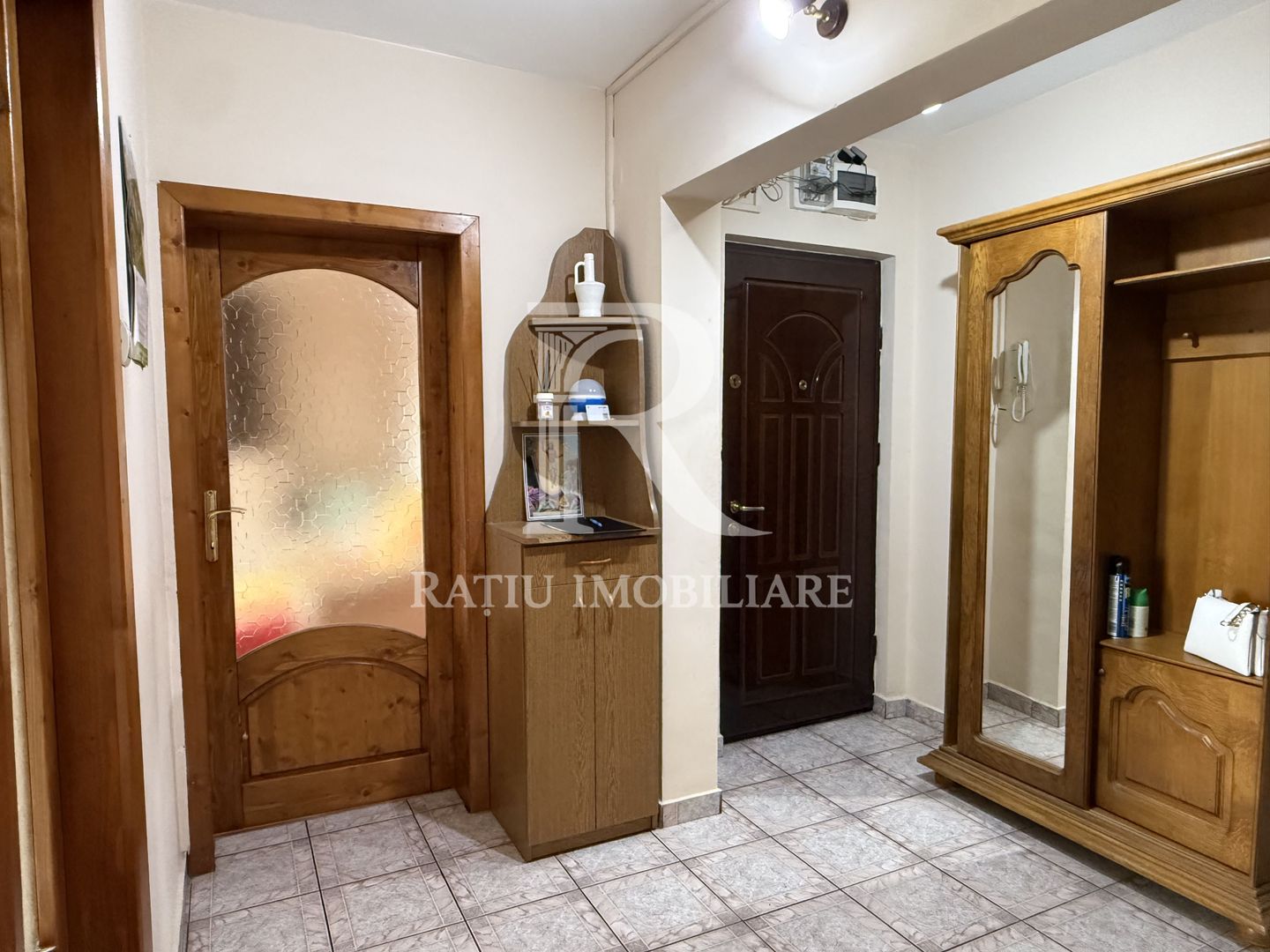 Apartament cu 2 camere de închiriat | Rogerius | Oradea - Poză 8