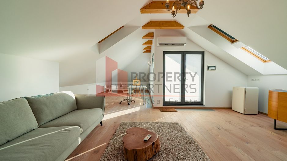Apartament Duplex Elegant cu Terasă Panoramică – Dealul Cetății, Brașov - Poză 15