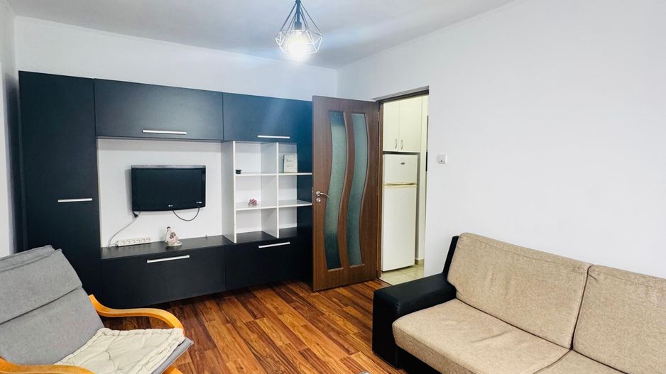 Apartament cu 2 camere, semidecomandat, Cantemir - Poză 2