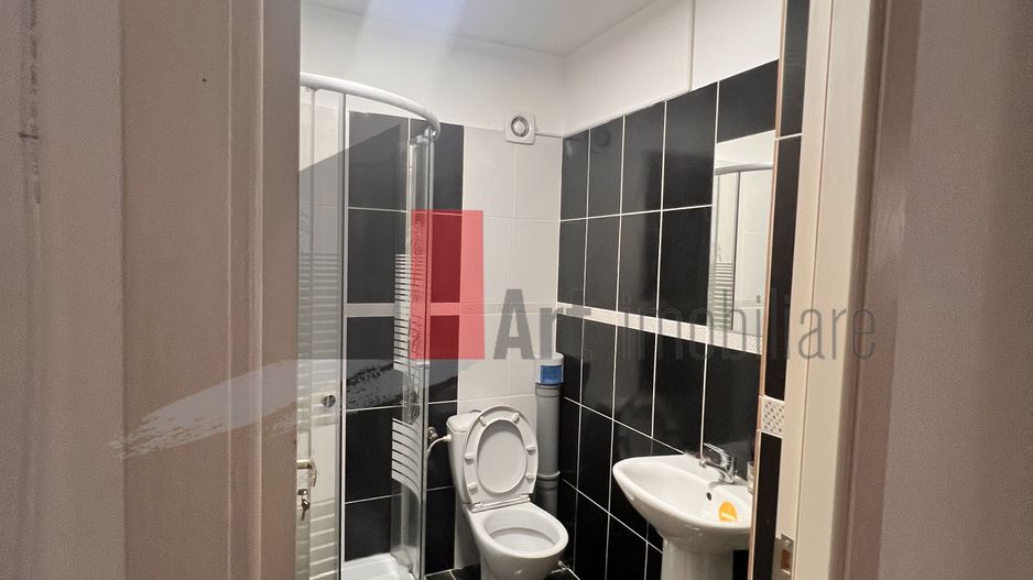 Apart Hotel VILA P+2E+ MANSARDA ,  7 garsoniere,  apartamante cu  2 camere si 3. - Poză 41