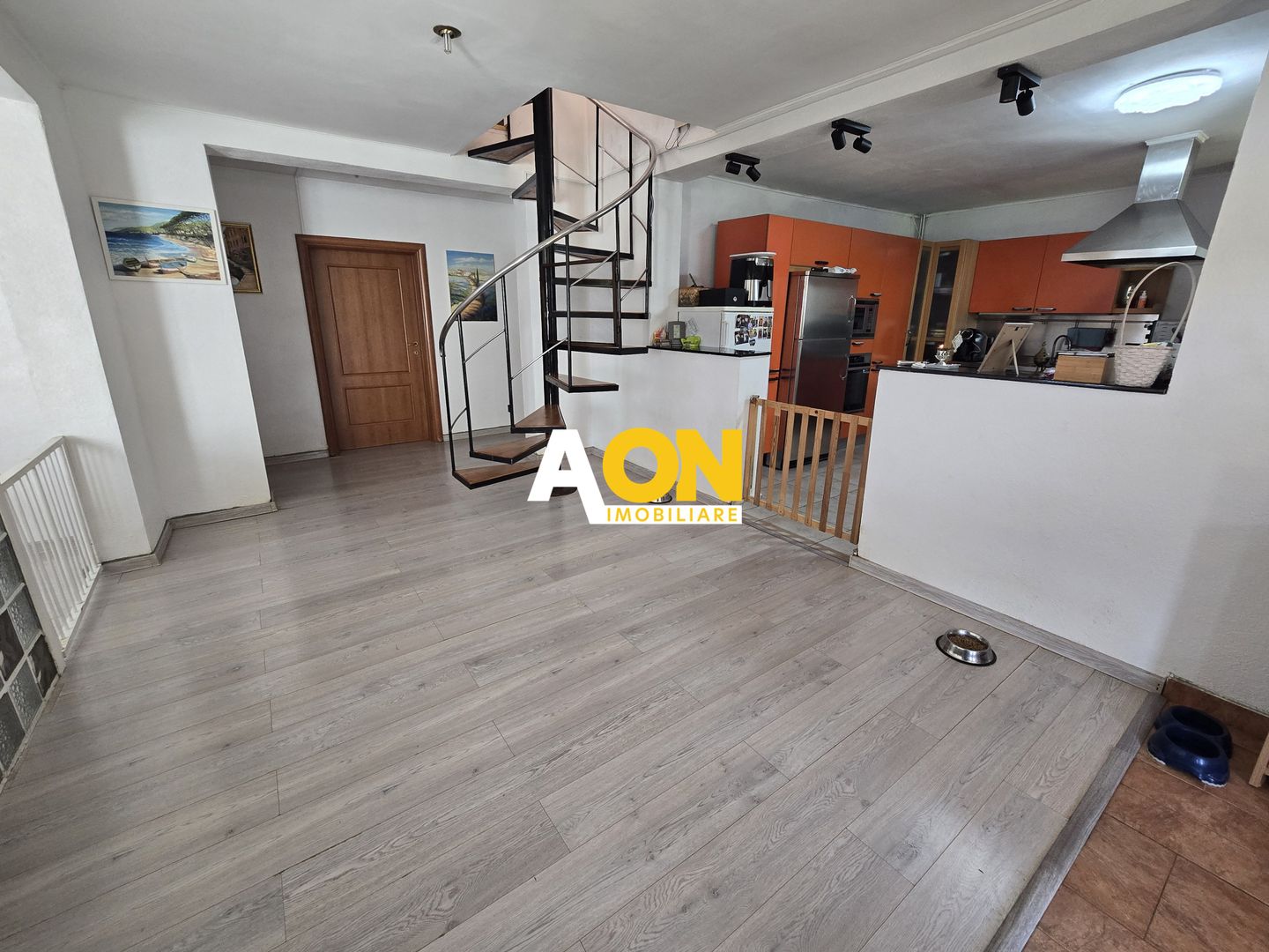 Casa 5 Camere, 2 Bai, 600mp Teren, Zona Oarda - Poză 15