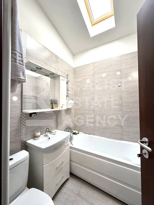 Vânzare, apartament 3 camere, zona Pacii - Poză 6
