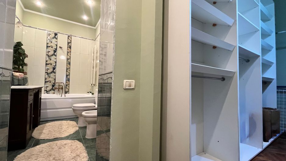 Apartament grandios cu vedere spectaculoasă spre Piața Libertății - Poză 22