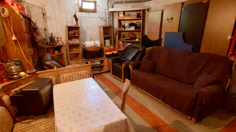 Casa/Vilă  aproape de pădure Vâlcele + 1235 m² teren 160.000 EURO - Poză 16