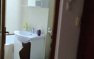 Apartament spațios cu 4 camere, zona Kaufland - Poză 6