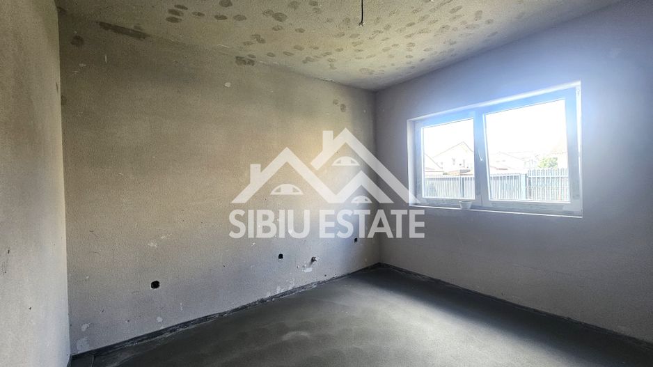 Casa 5 camere,  casa noua curte mare - Poză 11