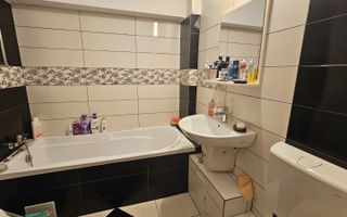 DE VANZARE AP 3 CAMERE 71 MP GHENCEA-BRASOV | SEMIDECOMANDAT | METROU - Poză 5