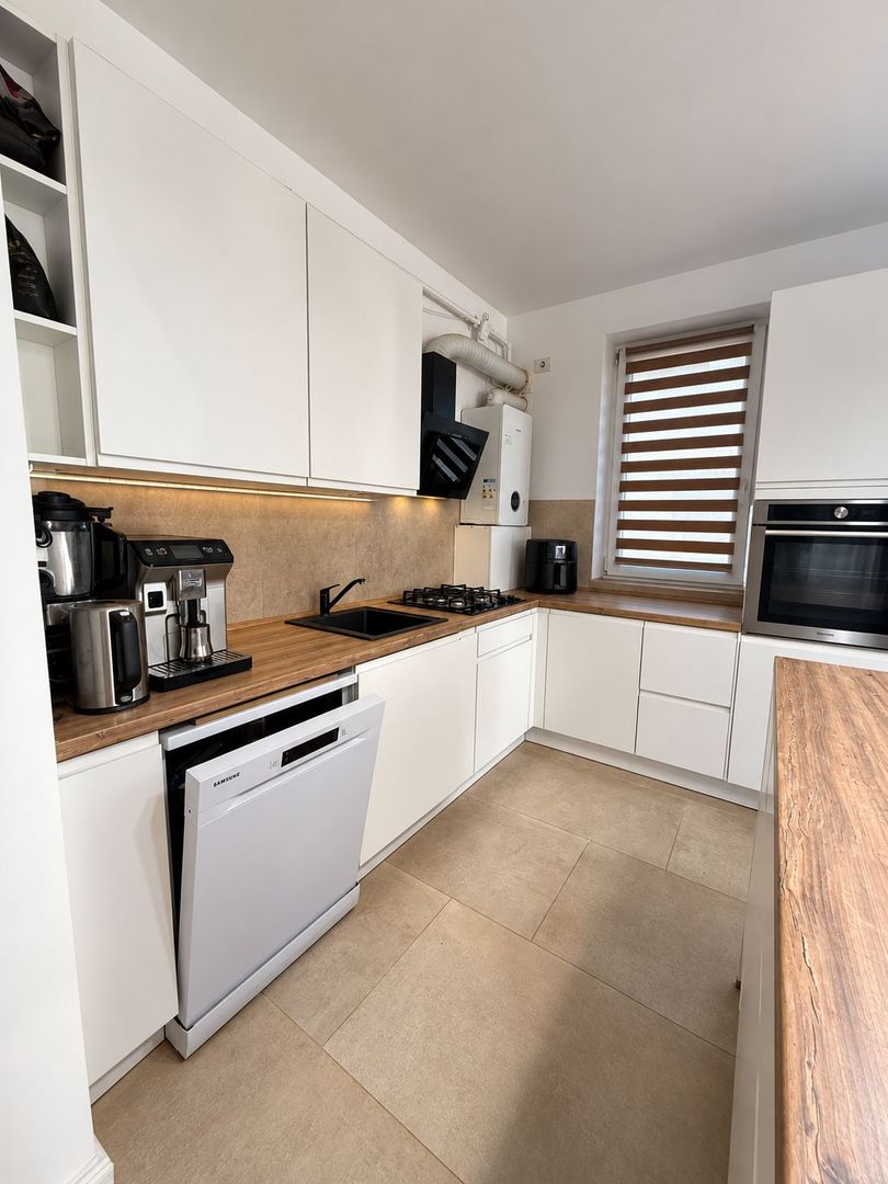 Dumbrăvița | 3 Camere | 76,6 mp | Grădină 46.5 mp | 2 Băi | Dressing | 2 Parcari - Poză 7