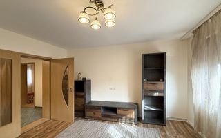Apartament cu 3 camere in Piata Balcescu - Poză 3