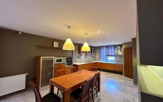 Casa de inchiriat | 6 camere, terasa, sauna, 320 mp - Poză 3