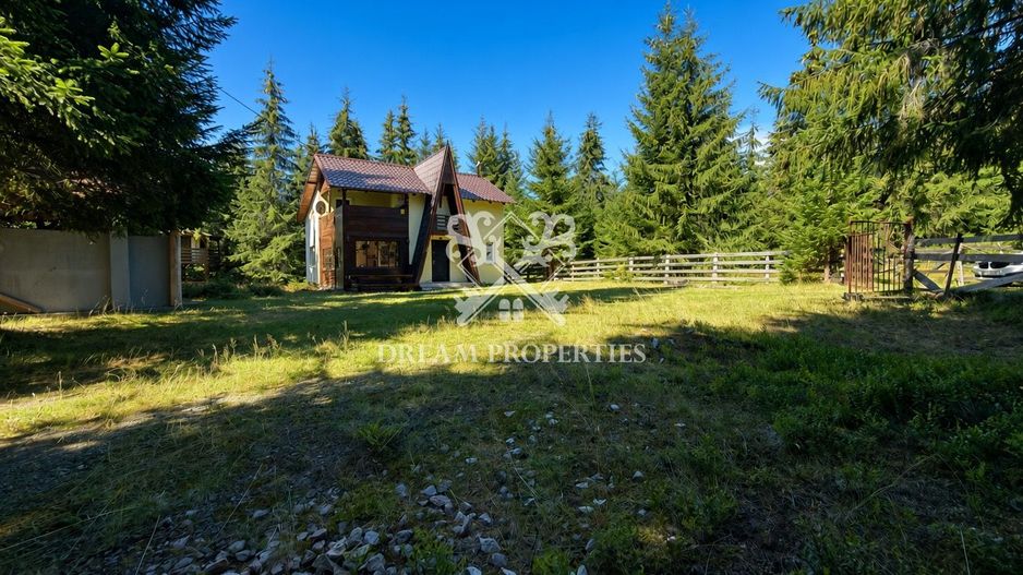 Casa de vacanta 150 mp, teren 1800 mp, zona Marisel - Poză 2