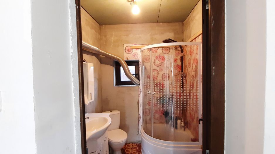 Cumpana Spațiu și curte generoasă! Casa familiei tale! - Poză 12